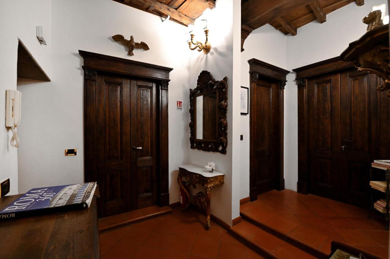 Vicolo Dell'Aquila - Residenze Romanae Exterior foto