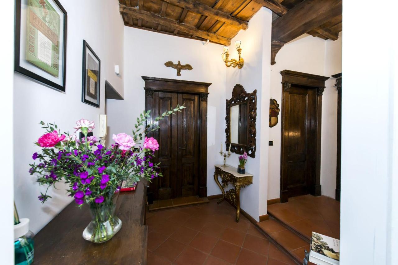 Vicolo Dell'Aquila - Residenze Romanae Exterior foto